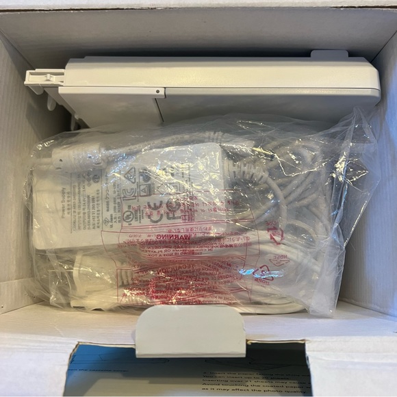 Victure pt640s mini 4x6 portable printer - Picture 3 of 4